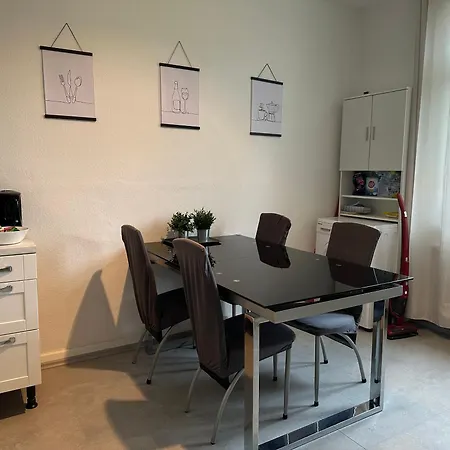 Fuer Familien, Urlauber Und Monteure Duisburg