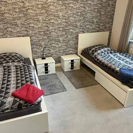 Apartment Fuer Familien, Urlauber Und Monteure